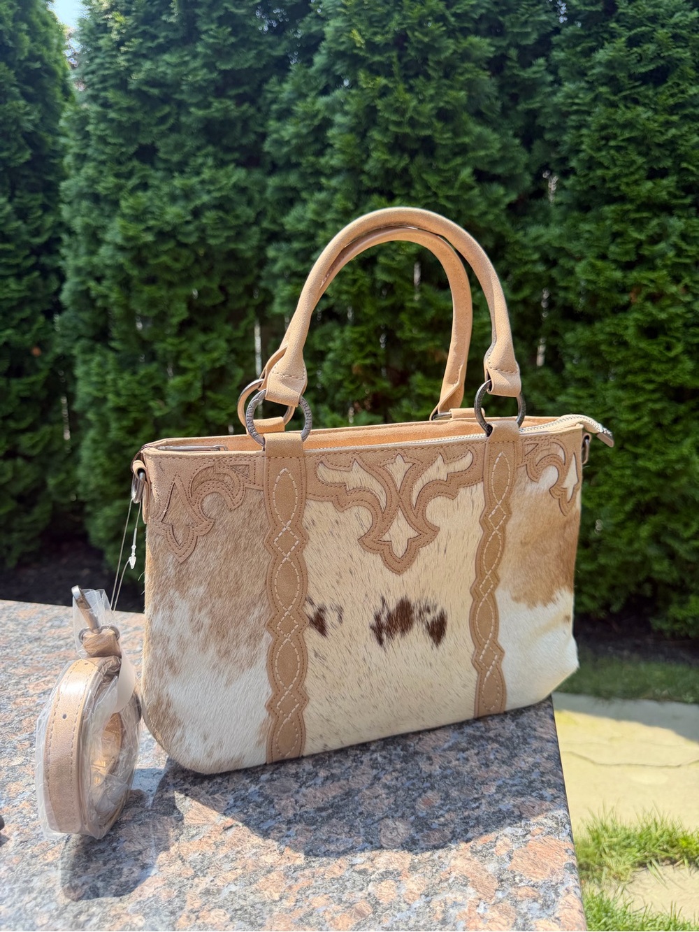 Trinity Ranch Genuine Hair-On Cowhide Collection Concealed Carry Tote - Tan